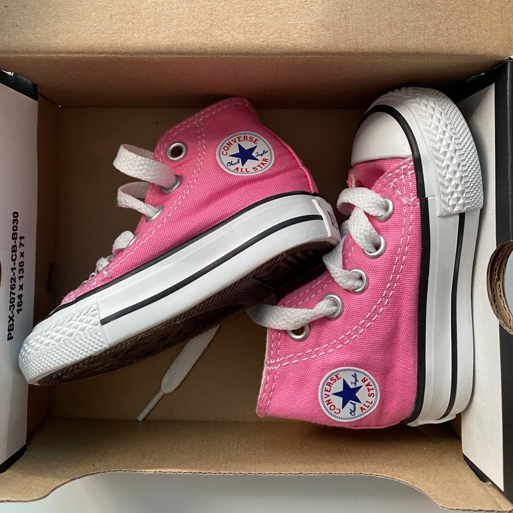 Infant Converse size 2